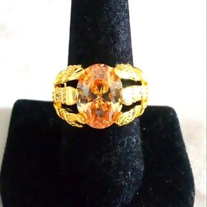 Beautiful high pronged set 10ct imperial topaz cocktail ring Size 8